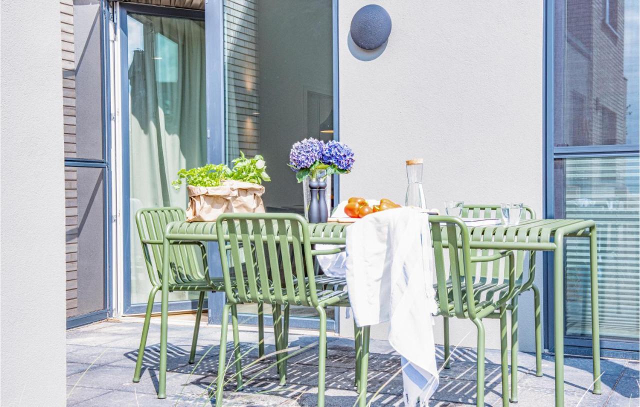Amazing Home In Lembruch-Duemmer See With Kitchen 외부 사진