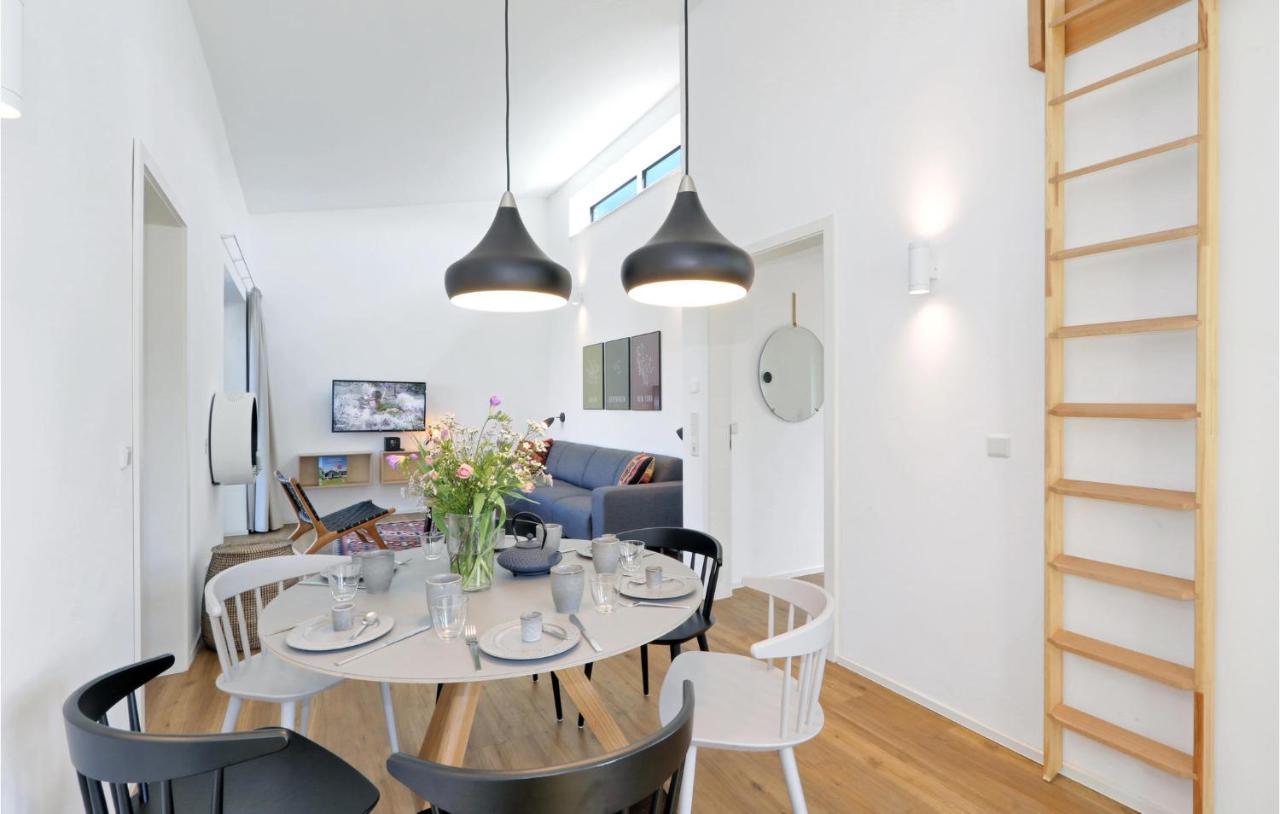 Amazing Home In Lembruch-Duemmer See With Kitchen 외부 사진