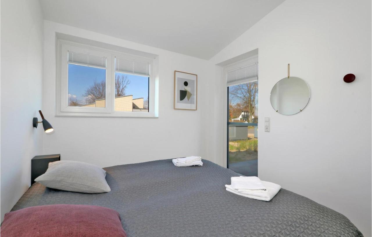 Amazing Home In Lembruch-Duemmer See With Kitchen 외부 사진